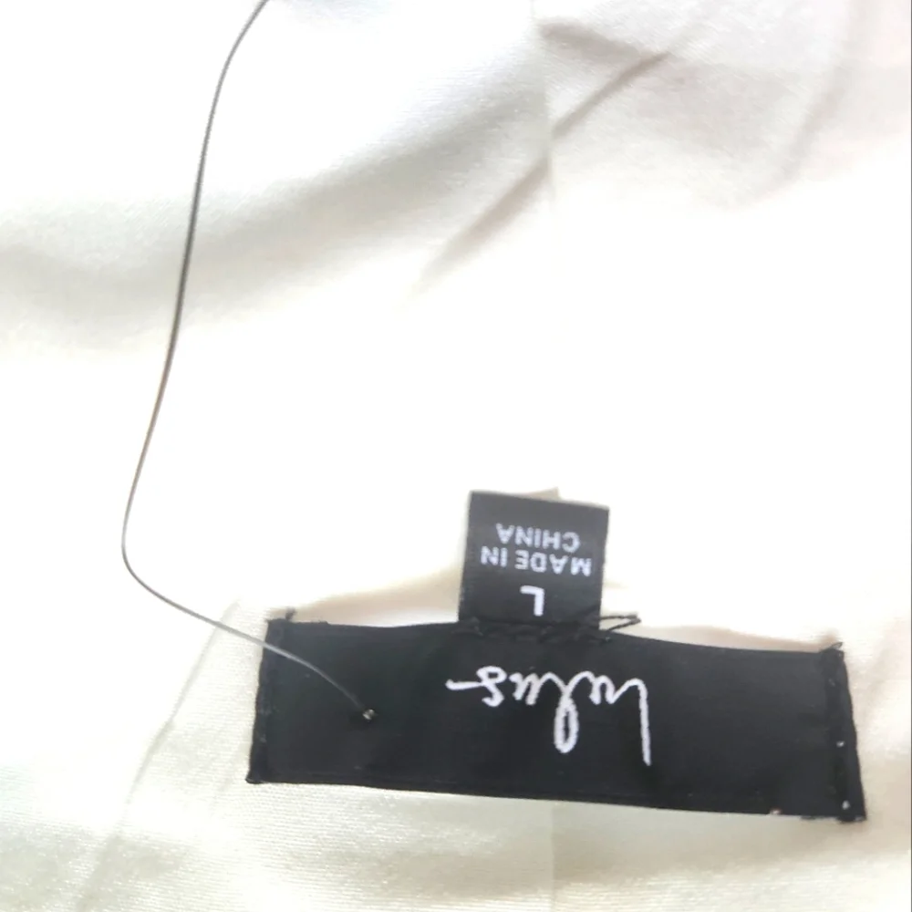 Lulu's radiant flirt ivory long sleeve blouse - Picture 2 of 4
